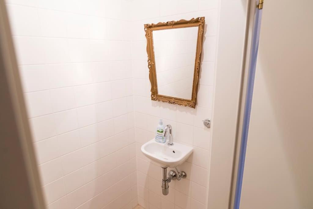 Luxurious Maisonette Apartment At The Heart Of เวียนนา ภายนอก รูปภาพ