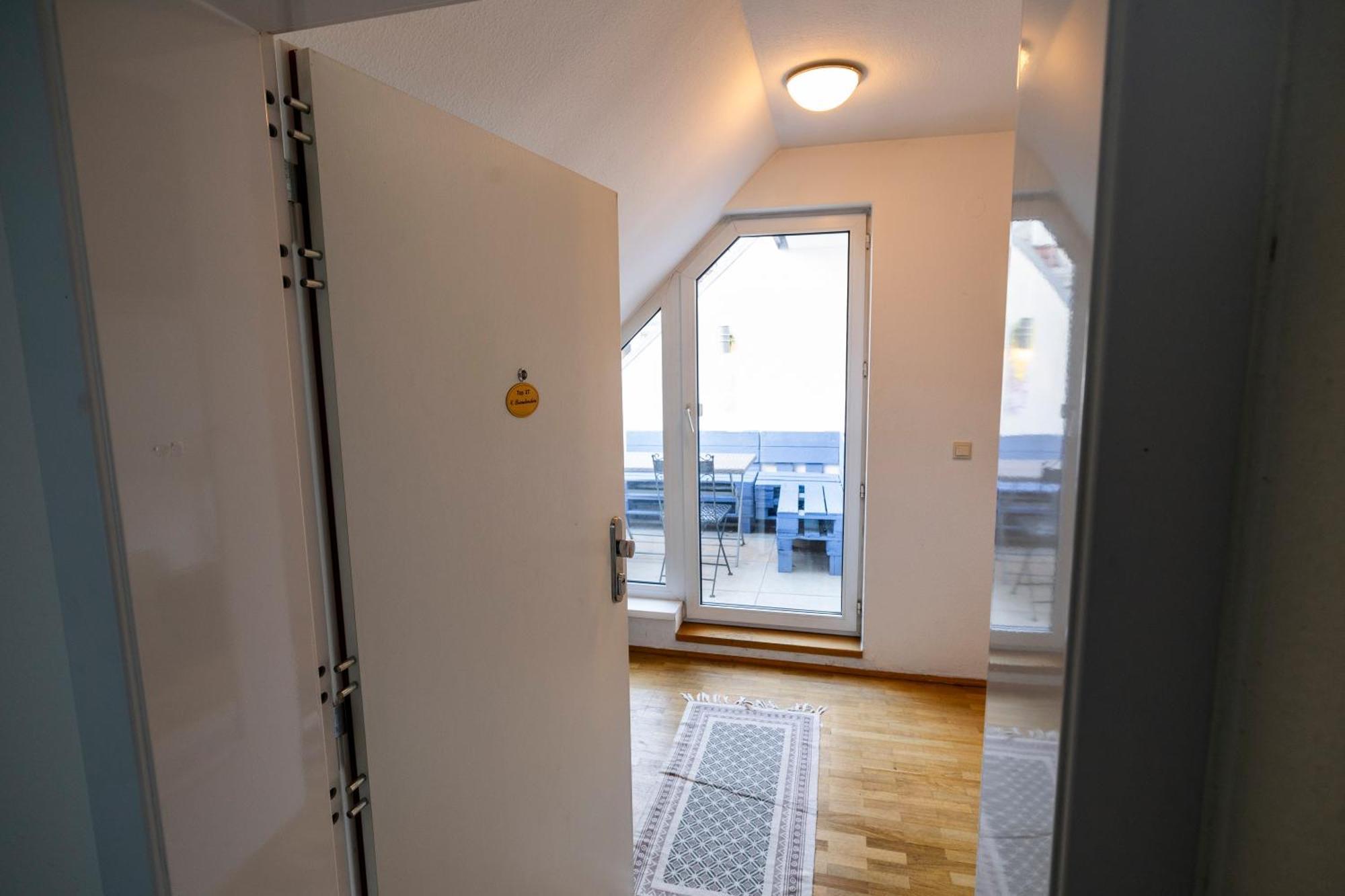 Luxurious Maisonette Apartment At The Heart Of เวียนนา ภายนอก รูปภาพ